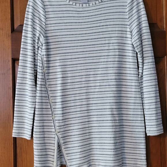 Women's Chico's Size 0 or Small Long Sleeve Top Tunic - Picture 1 of 6